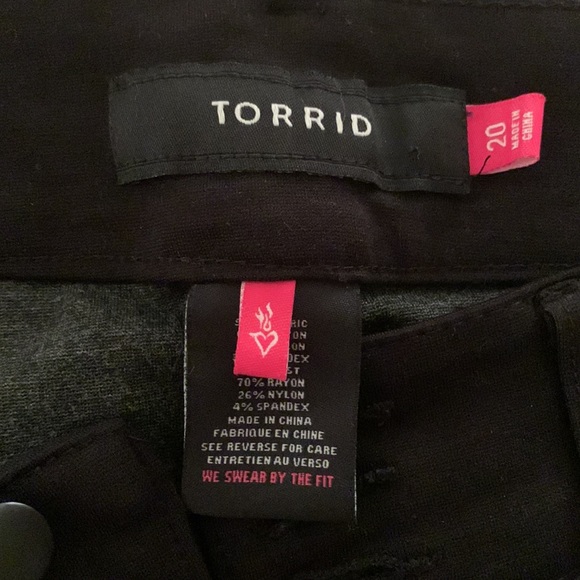 Torrid stretch slim leg pants with side stripe - size 20 - Picture 6 of 8